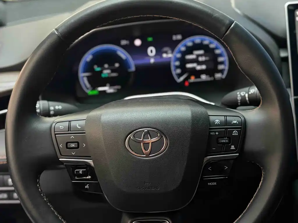 Toyota Avalon 2024 — фото 14