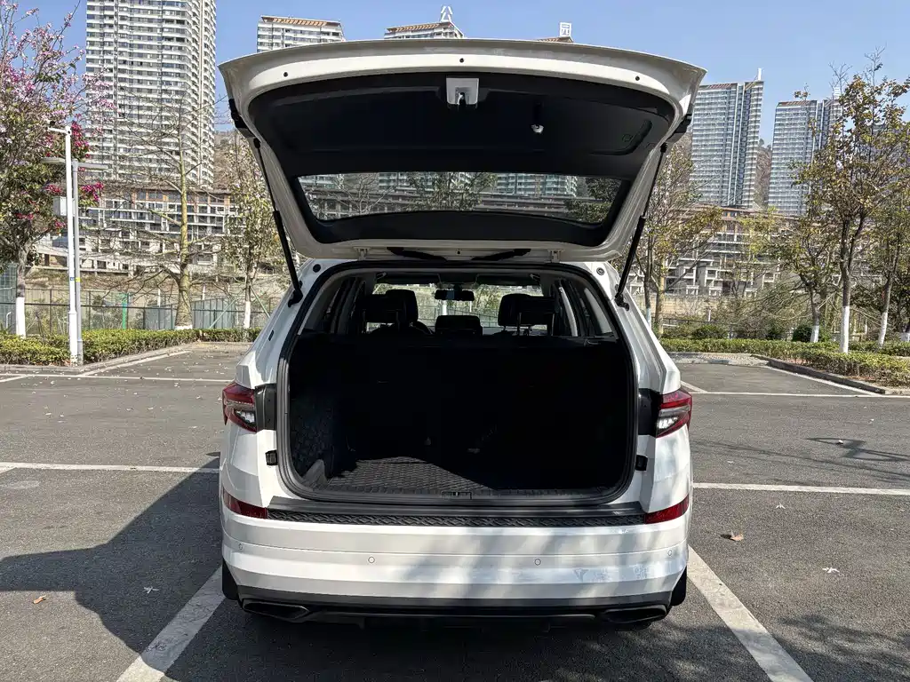 Skoda Kodiaq 2025 — фото 15