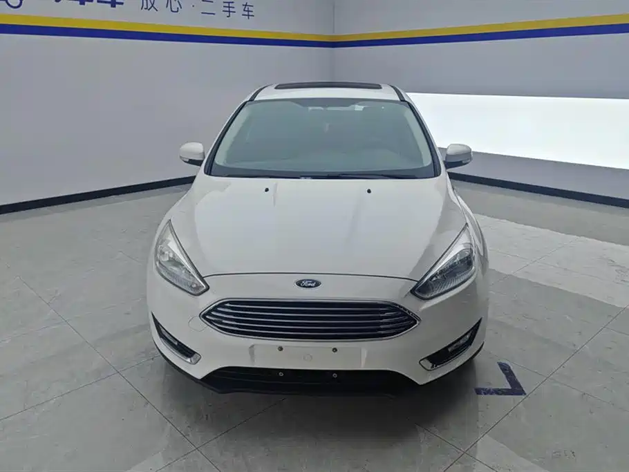 Ford Focus 2017 — фото 2