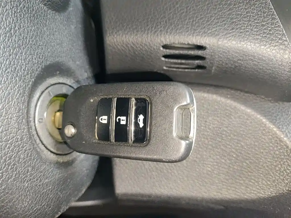 Honda Accord 2017 — фото 9