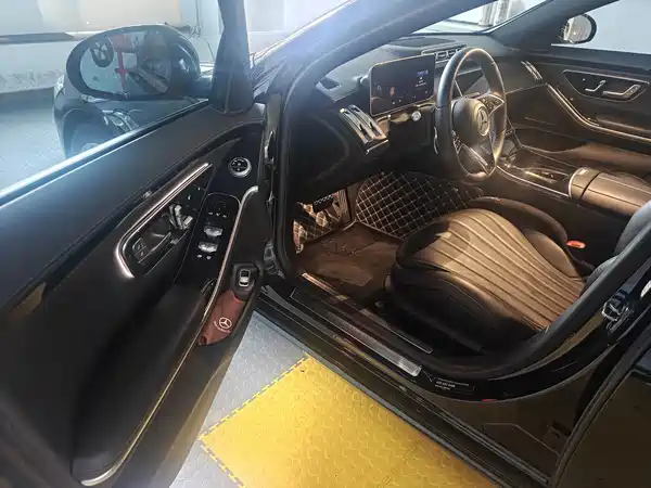 Mercedes-Benz S-Class 2022
