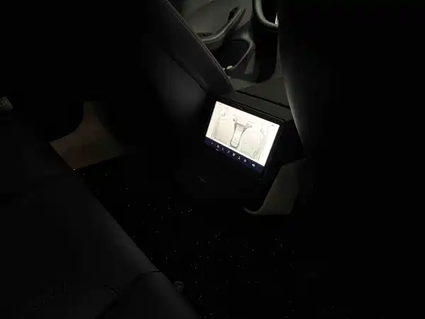 Tesla Model 3 2025