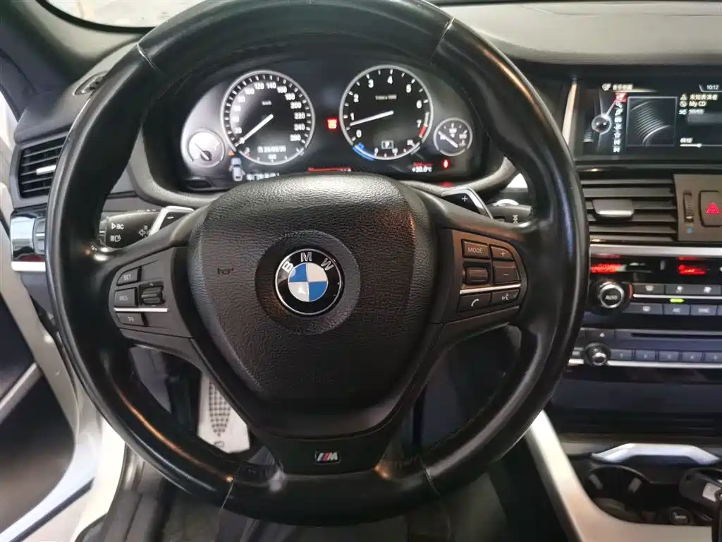 BMW X4 2016 — фото 11