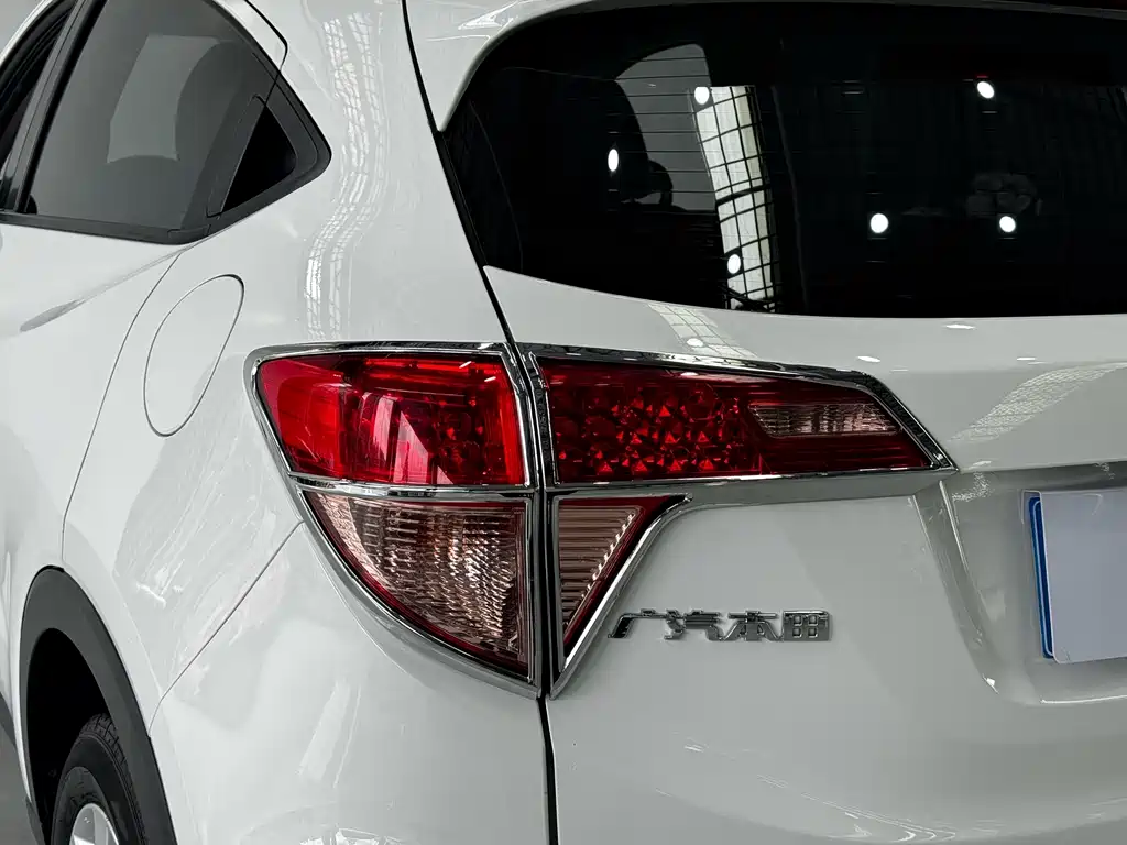 Honda Vezel 2016 — фото 23