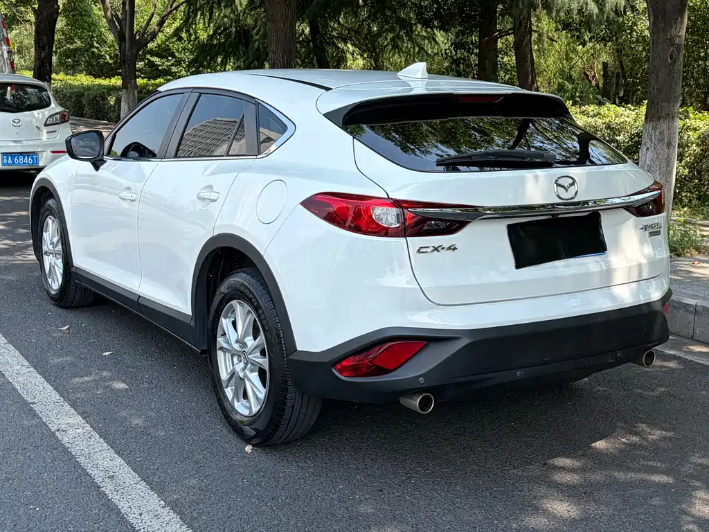 Mazda CX-4 2018
