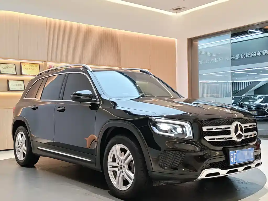 Mercedes-Benz GLB 2022 — фото 3