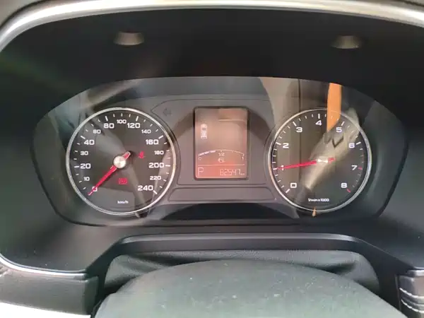 Roewe RX5 2017