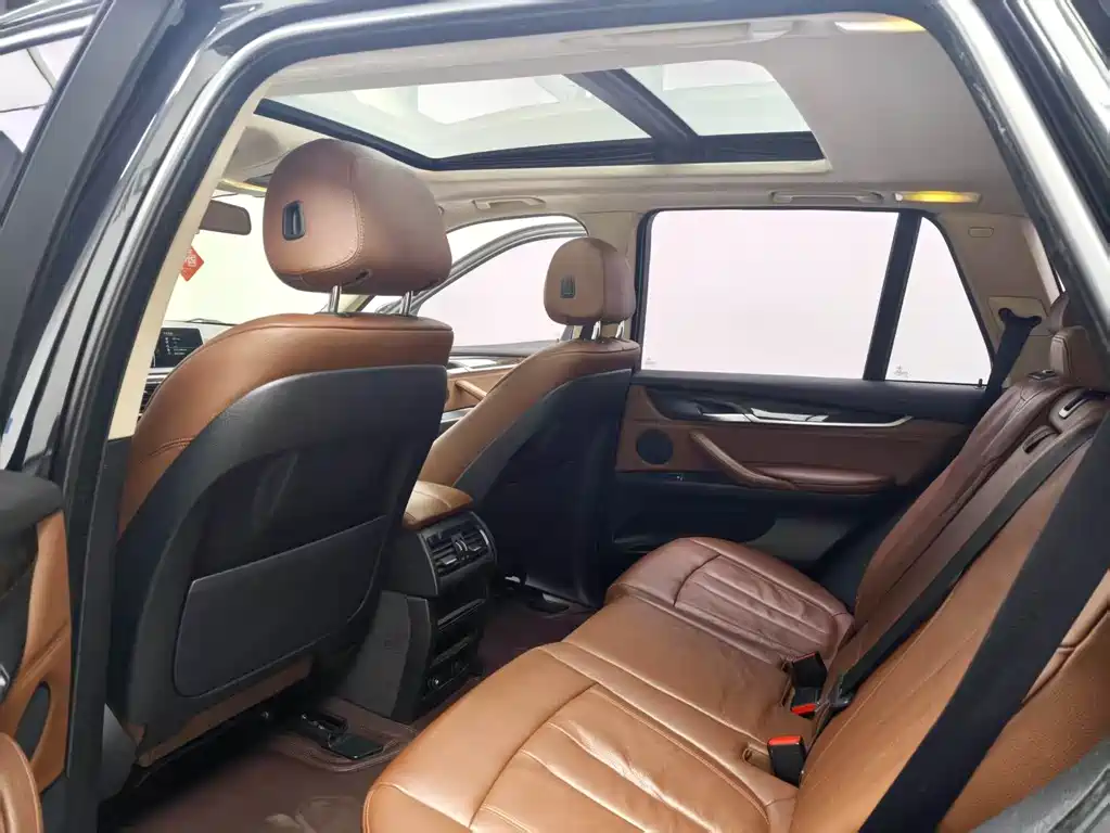 BMW X5 2015 — фото 10