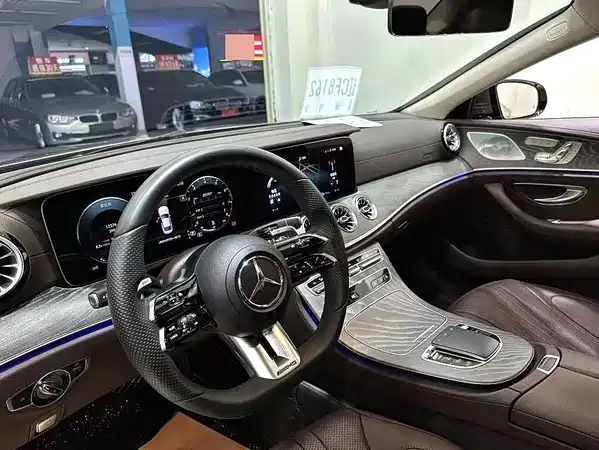 Mercedes-Benz CLS 2021
