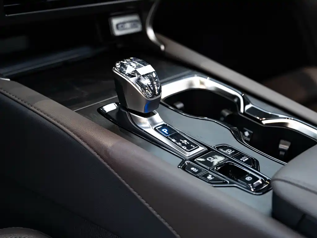 Lexus RX New Energy 2023 — фото 15