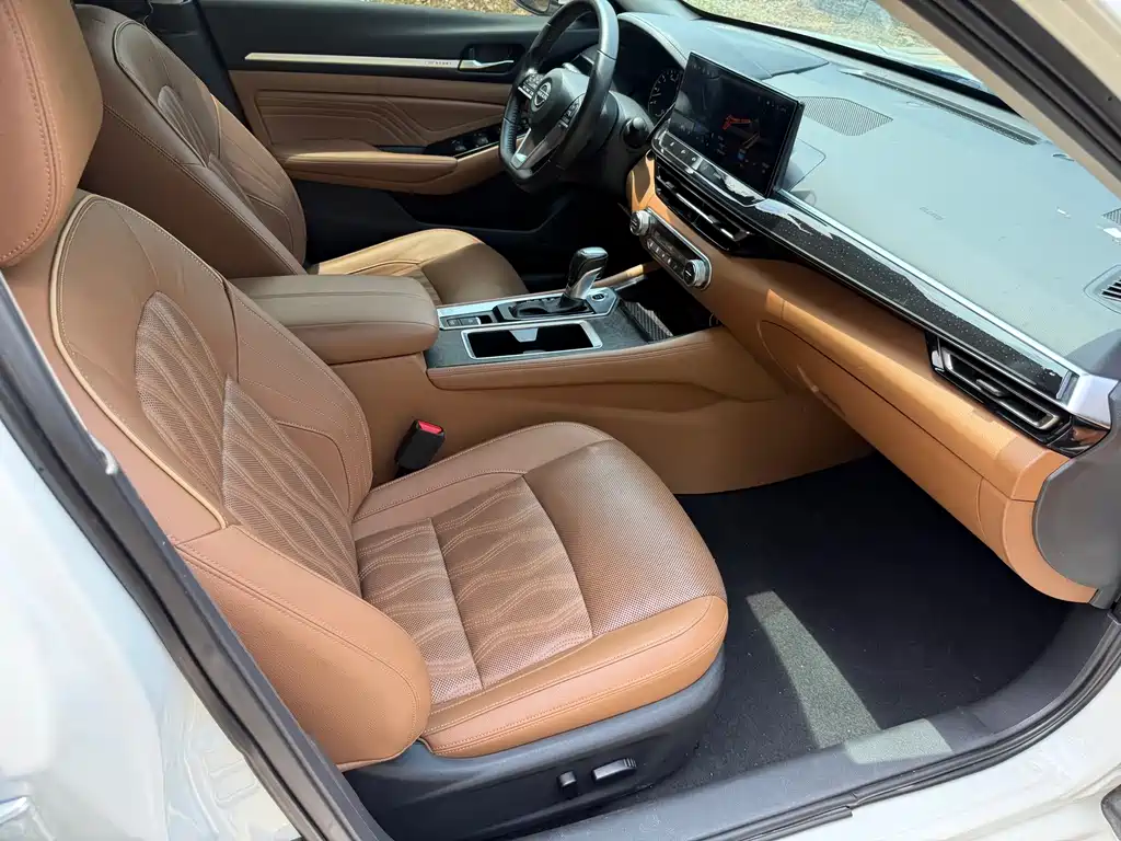 Nissan Teana 2023
