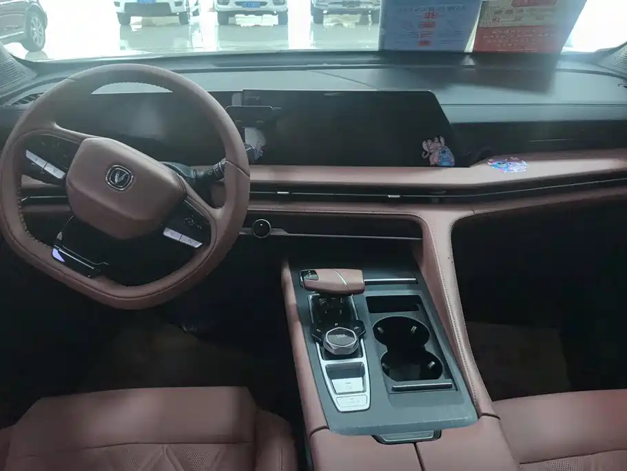 Changan CS75PLUS 2023 — фото 12