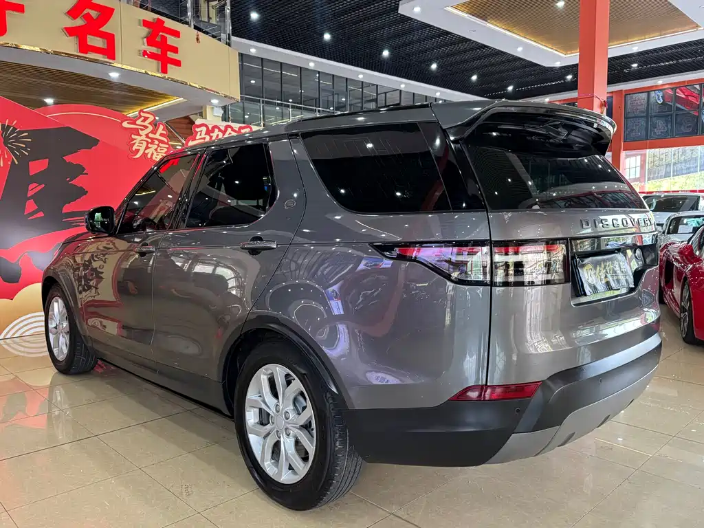 Land Rover Discovery 2018 — фото 6