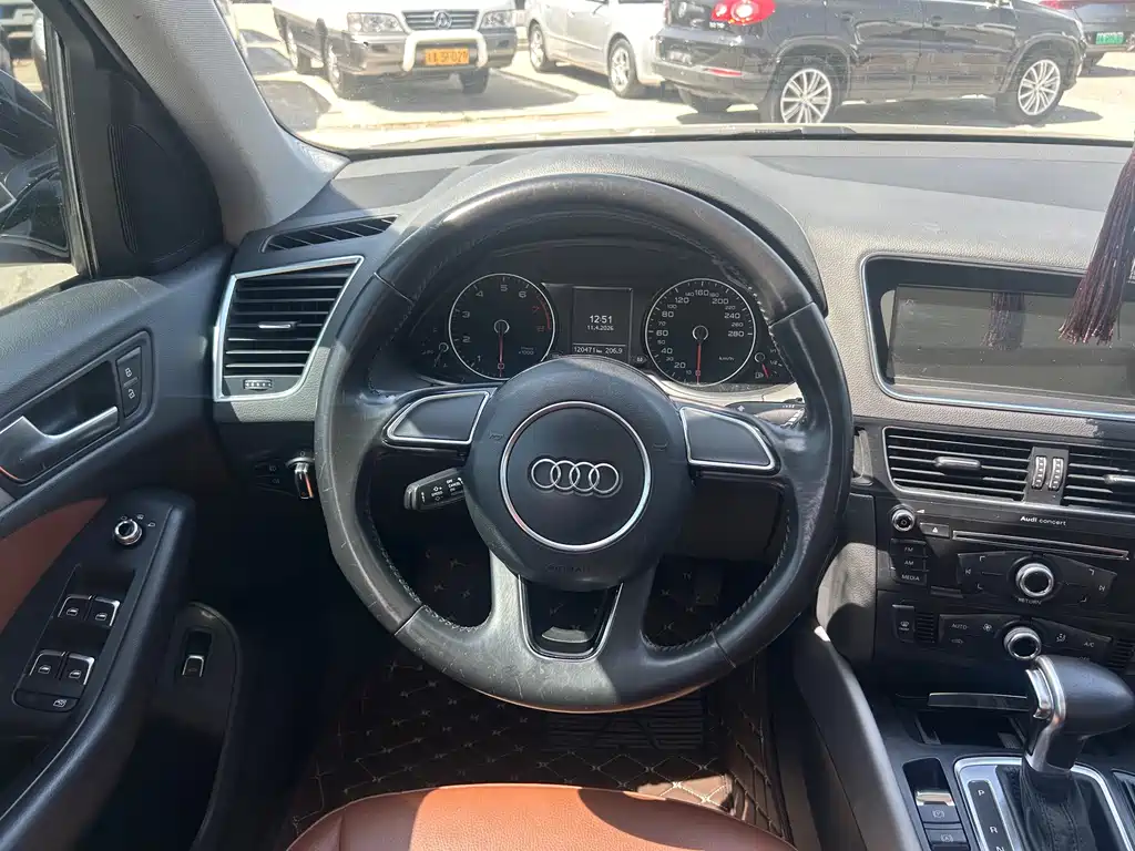Audi Q5 2016 — фото 14