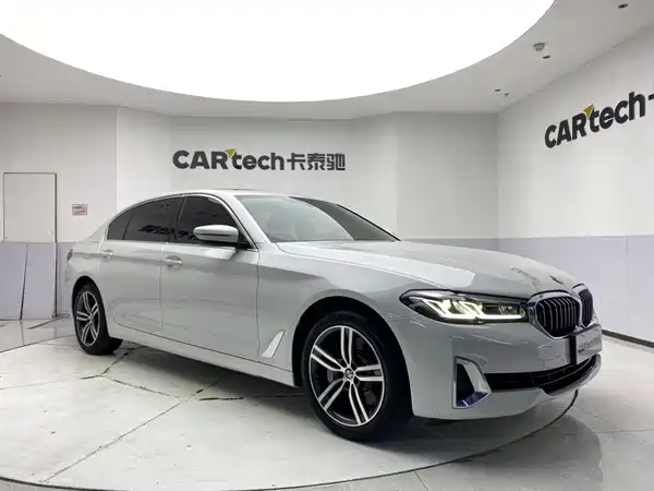 BMW 5 Series 2021