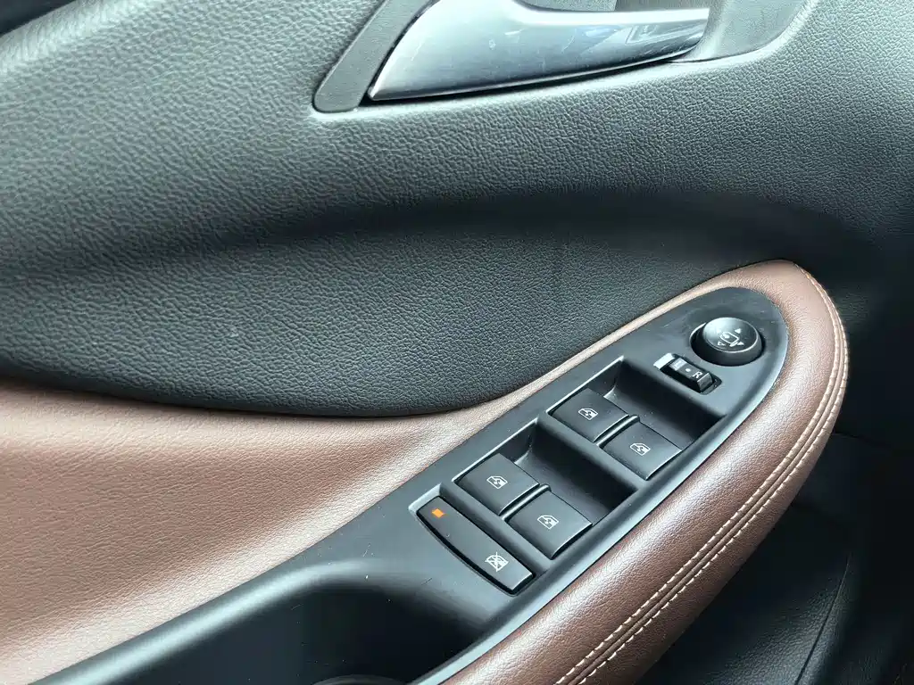 Buick Envision Plus 2020 — фото 14