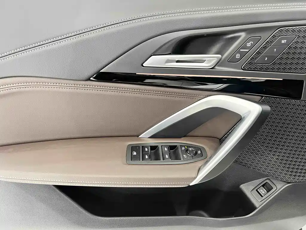 BMW X1 2024 — фото 11