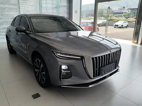Hongqi H5 PHEV 2025