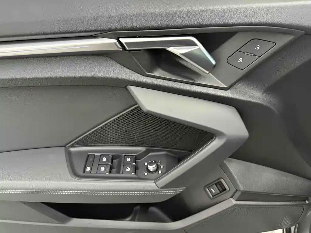 Audi A3 2022 — фото 15