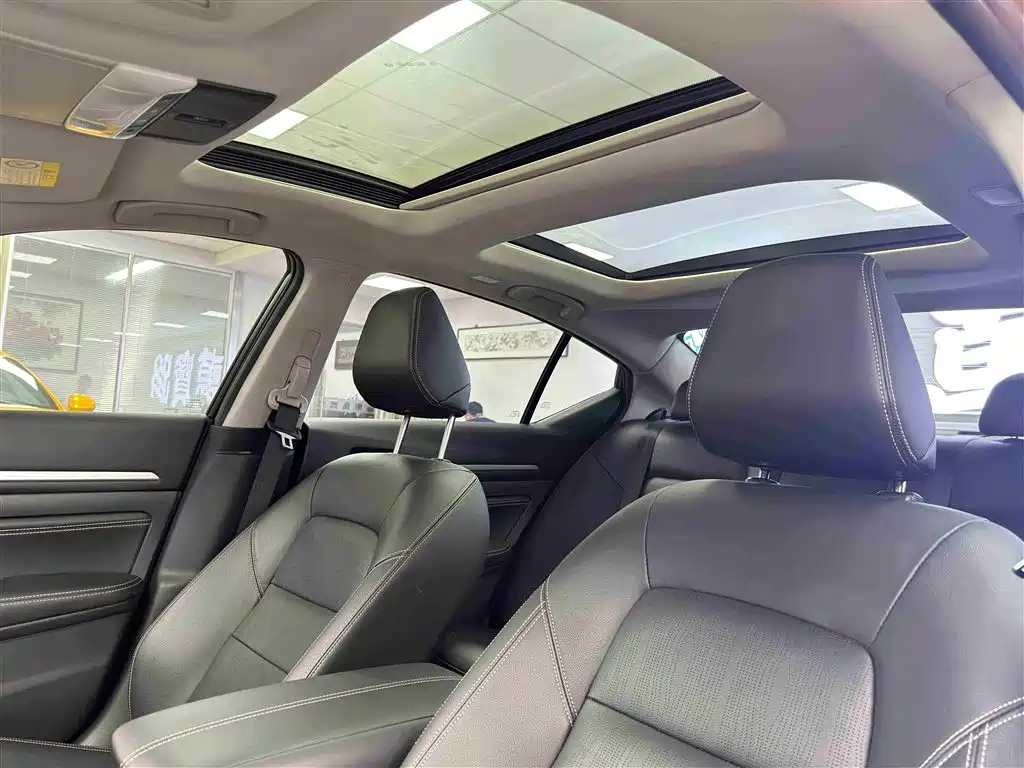 Nissan Teana 2022 — фото 12