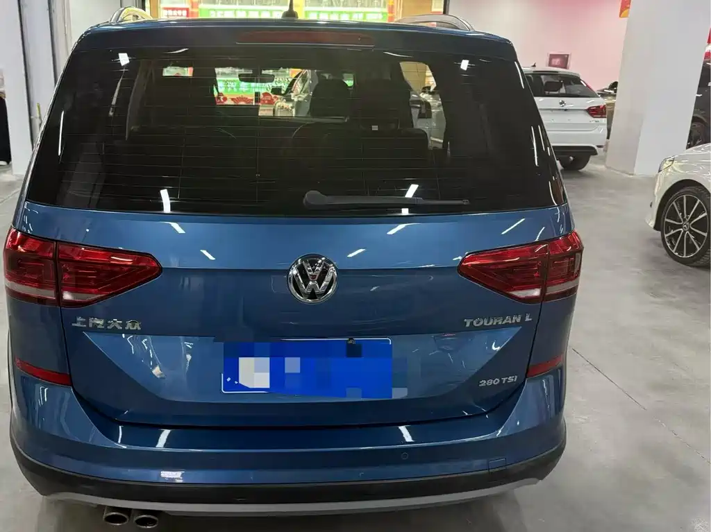 Volkswagen Touran 2020 — фото 9