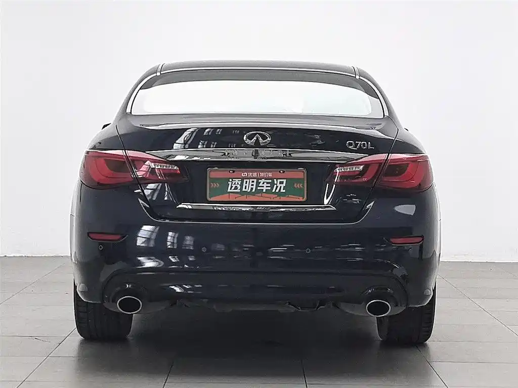 Infiniti Q70 2017 — фото 4