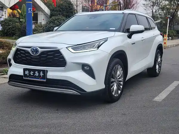 Toyota Highlander 2023