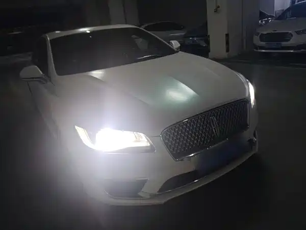 Lincoln MKZ 2019