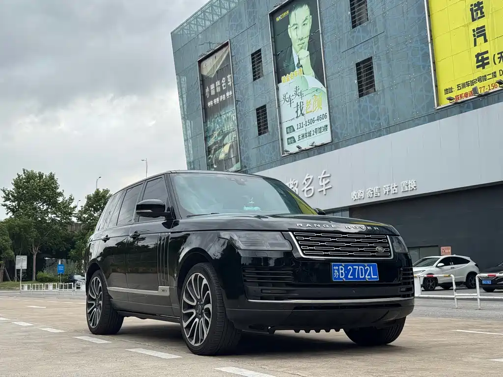 Land Rover Range Rover 2019 — фото 1