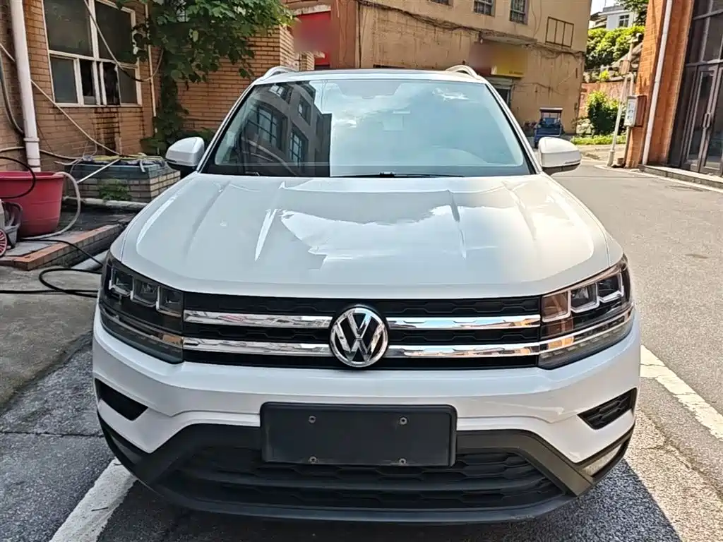 Volkswagen Tharu 2019 — фото 3
