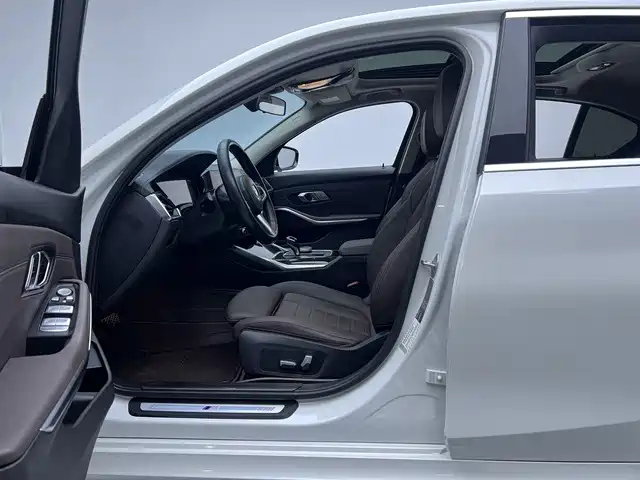 BMW 3 Series 2021