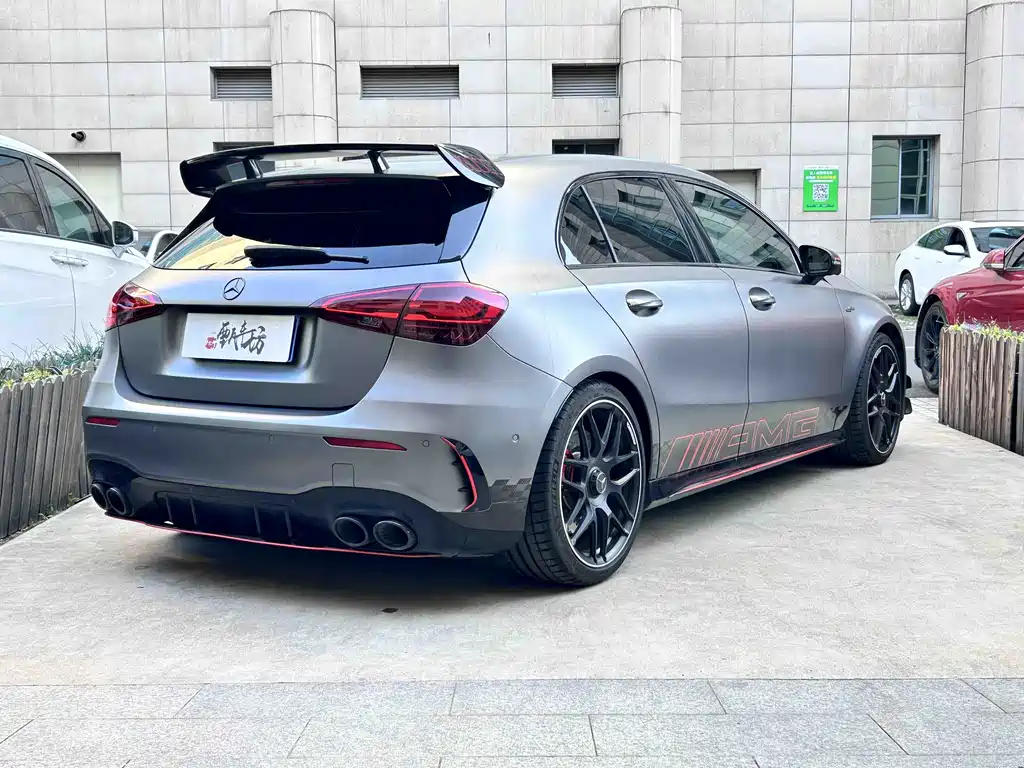 Mercedes-Benz A-Class AMG 2025 — фото 4