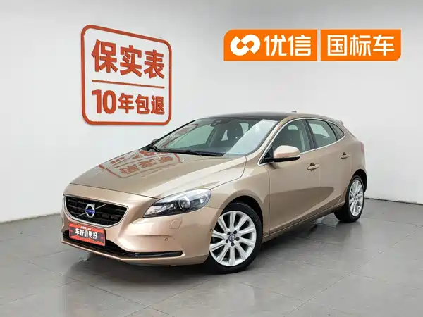 Volvo V40 2015