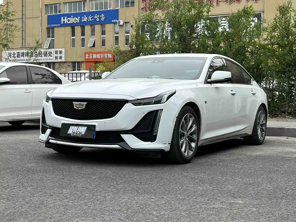 Cadillac CT5 2020 — фото 1