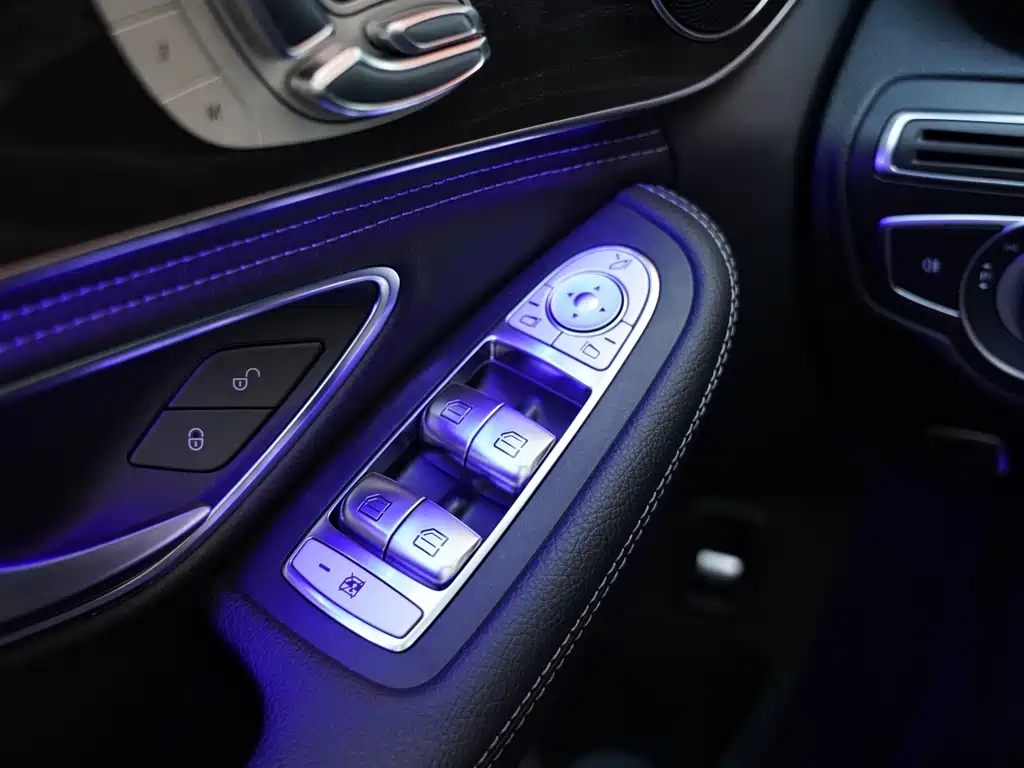 Mercedes-Benz C-Class 2020 — фото 16