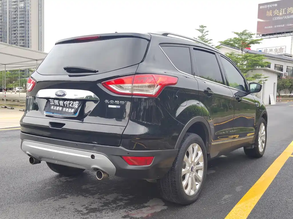 Ford Kuga 2014