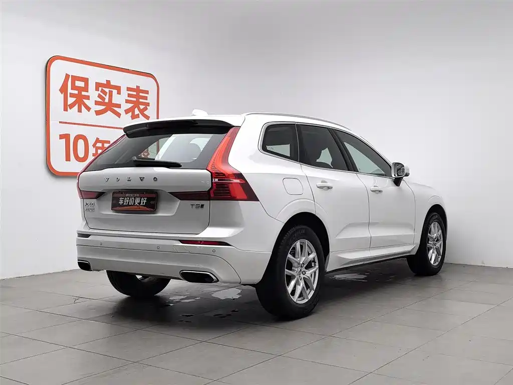 Volvo XC60 2018 — фото 2
