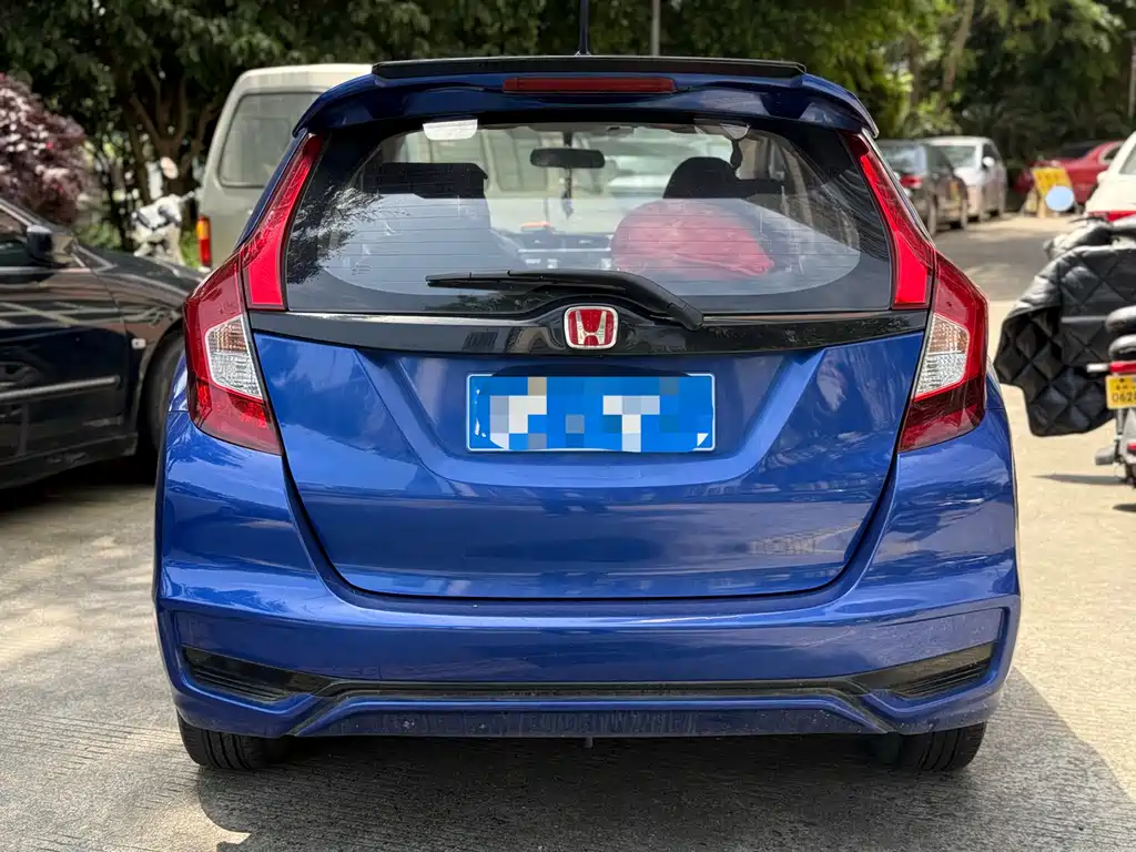 Honda Fit 2018 — фото 4