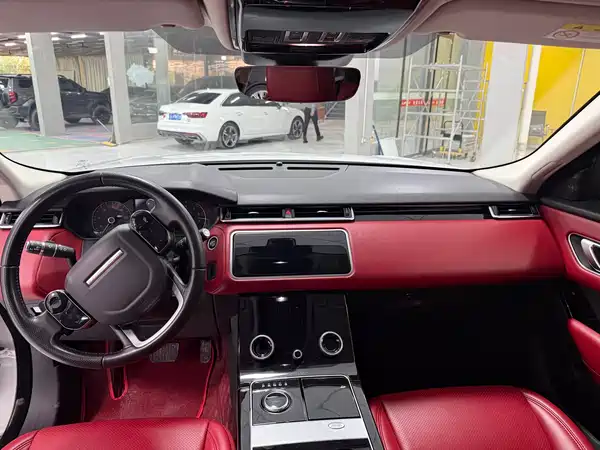Land Rover Range Rover Velar 2020