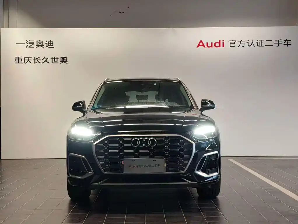 Audi Q5L 2022 — фото 10