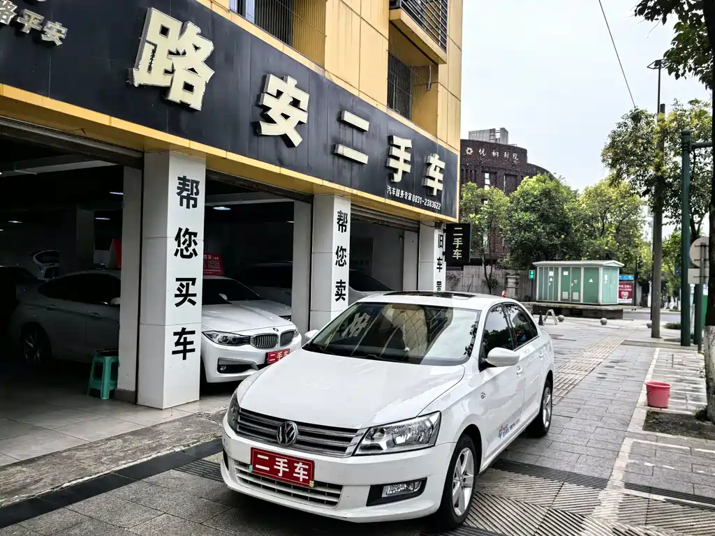 Volkswagen Santana 2014