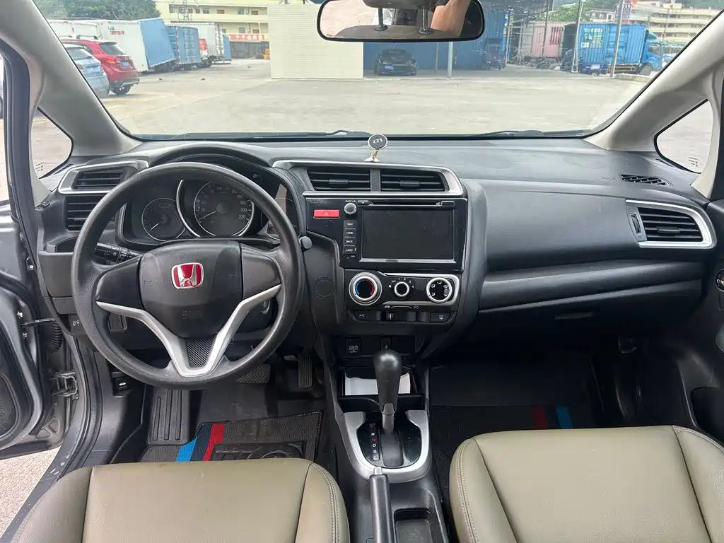 Honda Fit 2015 — фото 5