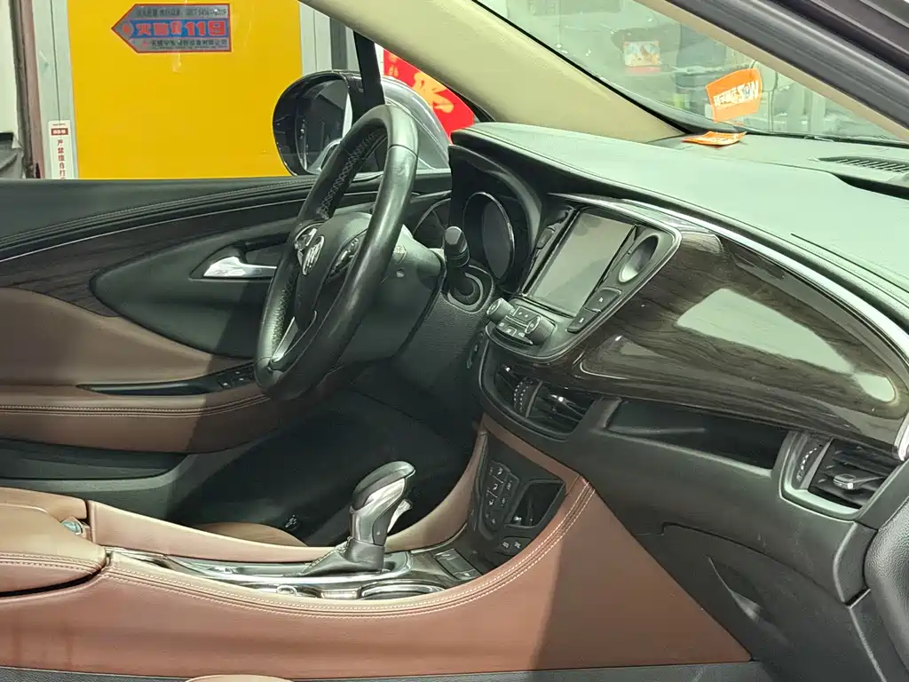 Buick Envision Plus 2016 — фото 10