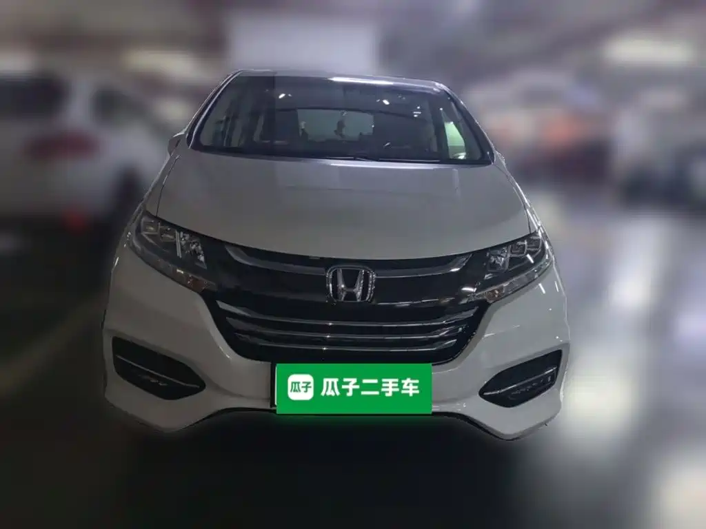 Honda Odyssey 2018 — фото 24