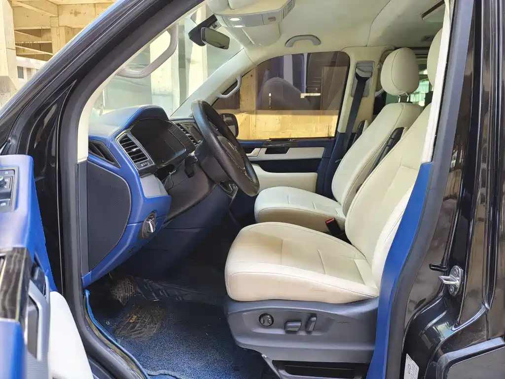 Volkswagen Multivan 2019 — фото 4