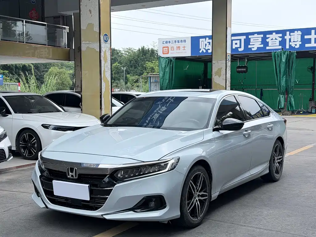 Honda Accord 2022 — фото 1