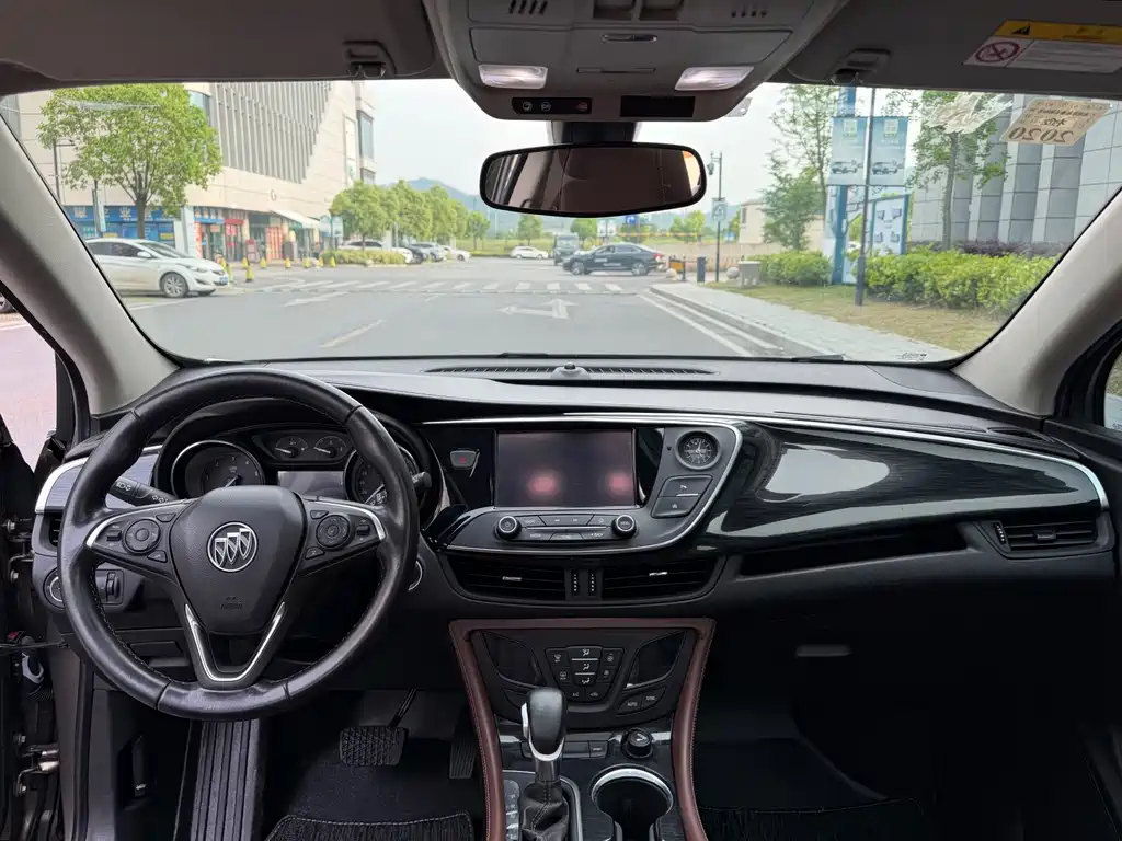 Buick Envision Plus 2018 — фото 9