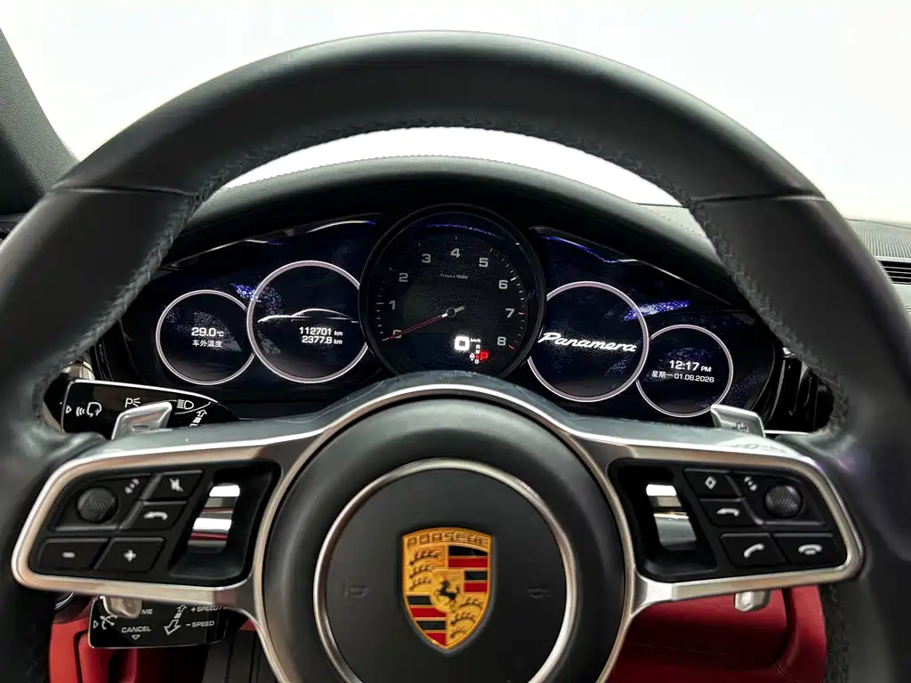 Porsche Panamera 2017 — фото 9