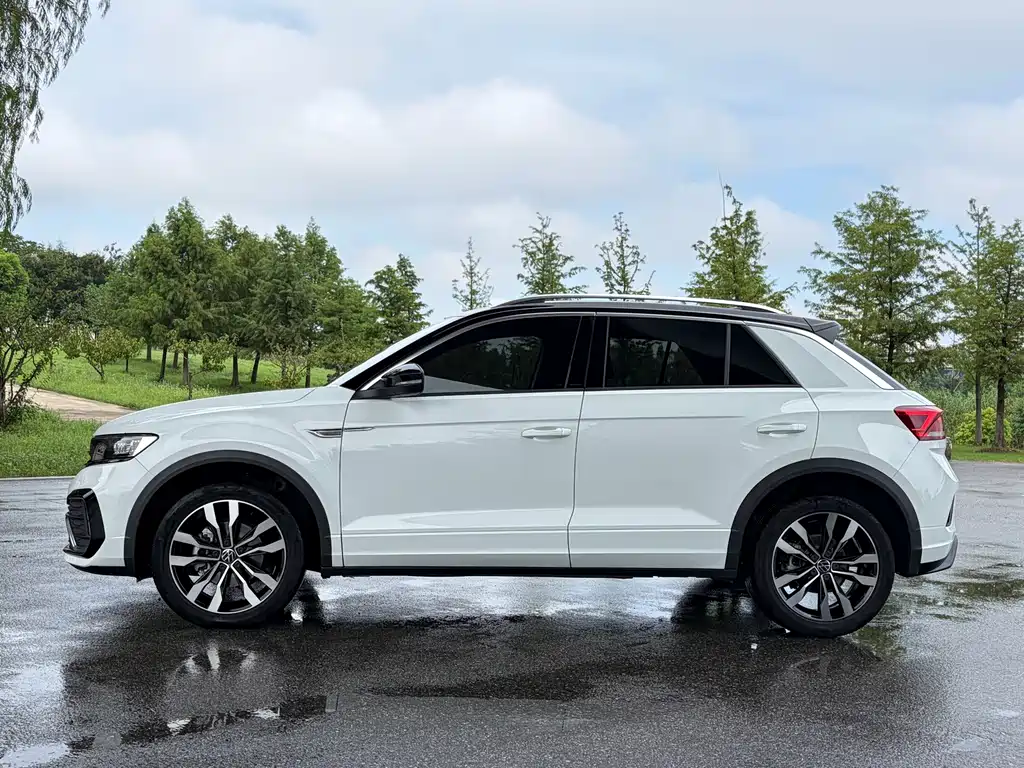 Volkswagen T-Roc 2022 — фото 3