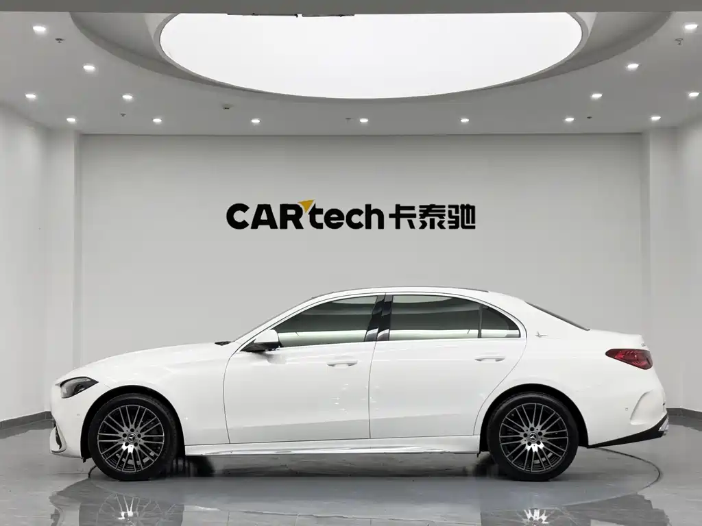 Mercedes-Benz C-Class 2023 — фото 5
